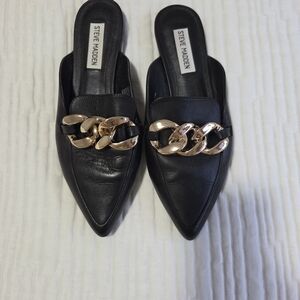 Steve Madden Black Leather Pointed Mules with Gold Chain